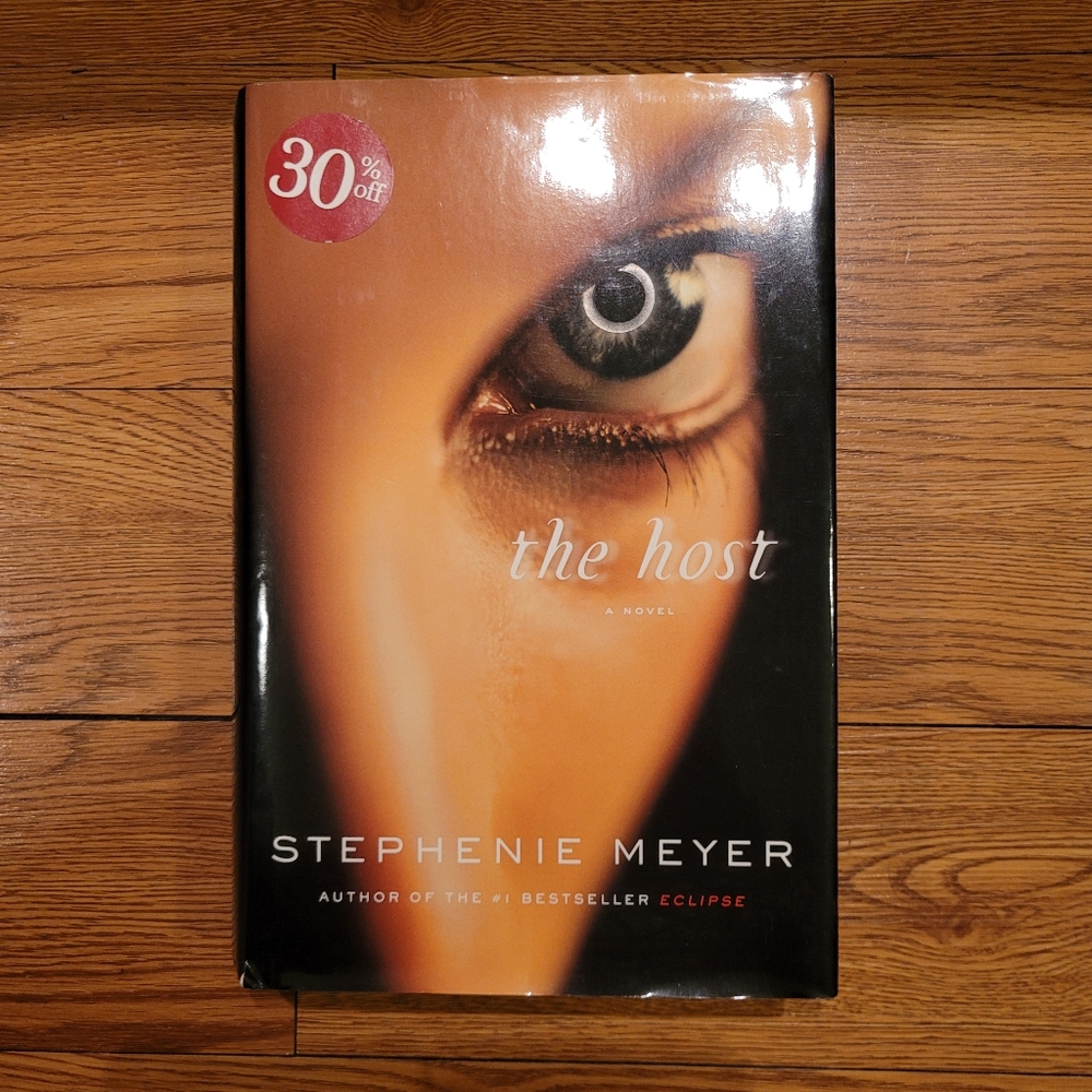 Stephanie Meyer "The Host" Hardback Novel